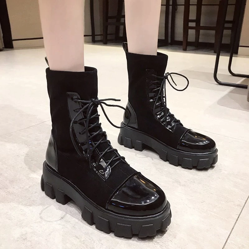 boots femme noir à lacets